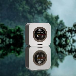 The Luxafor CO2 Monitor lets you know by alarm that a room needs ventilation so that you can significantly reduce CO2 levels and avoid airborne virus risks.