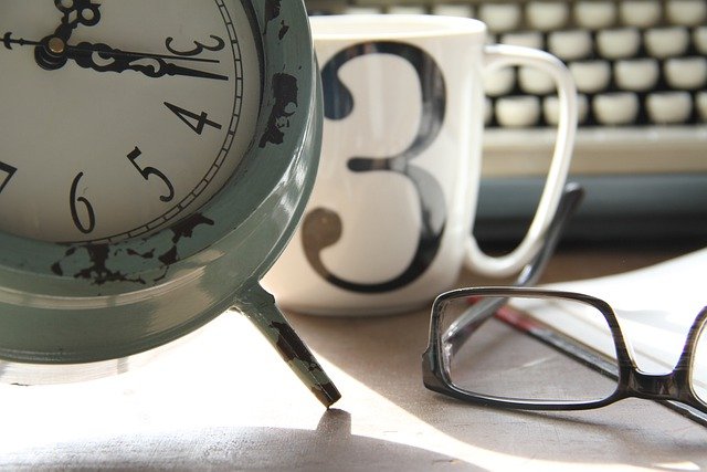 Clock on a desk time Luxafor